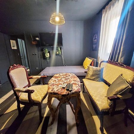 Red Clay Apartments City Club Belgrado Esterno foto