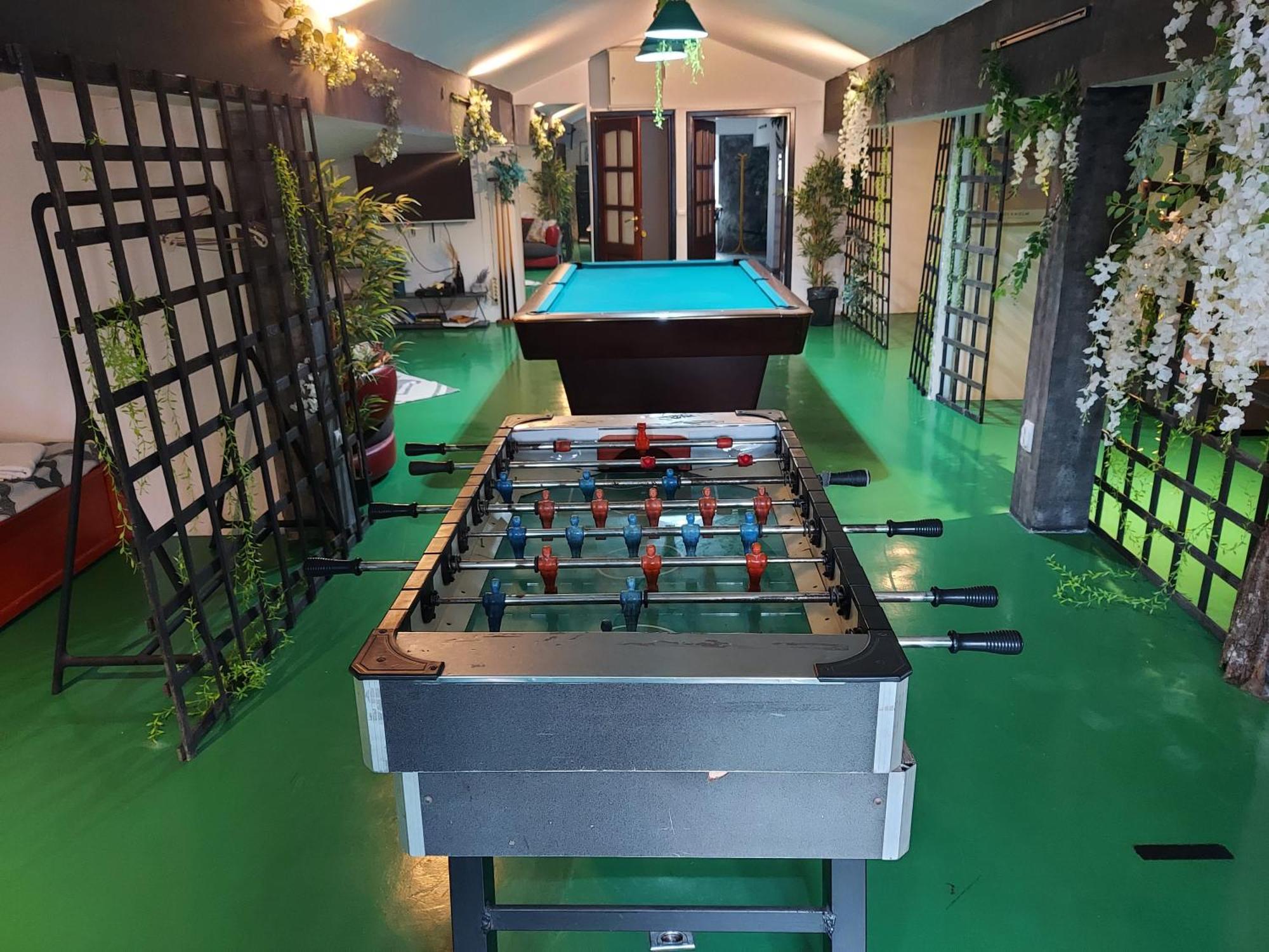 Red Clay Apartments City Club Belgrado Esterno foto