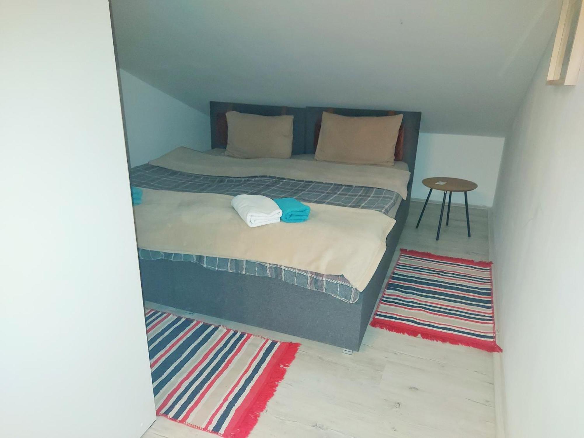 Red Clay Apartments City Club Belgrado Esterno foto