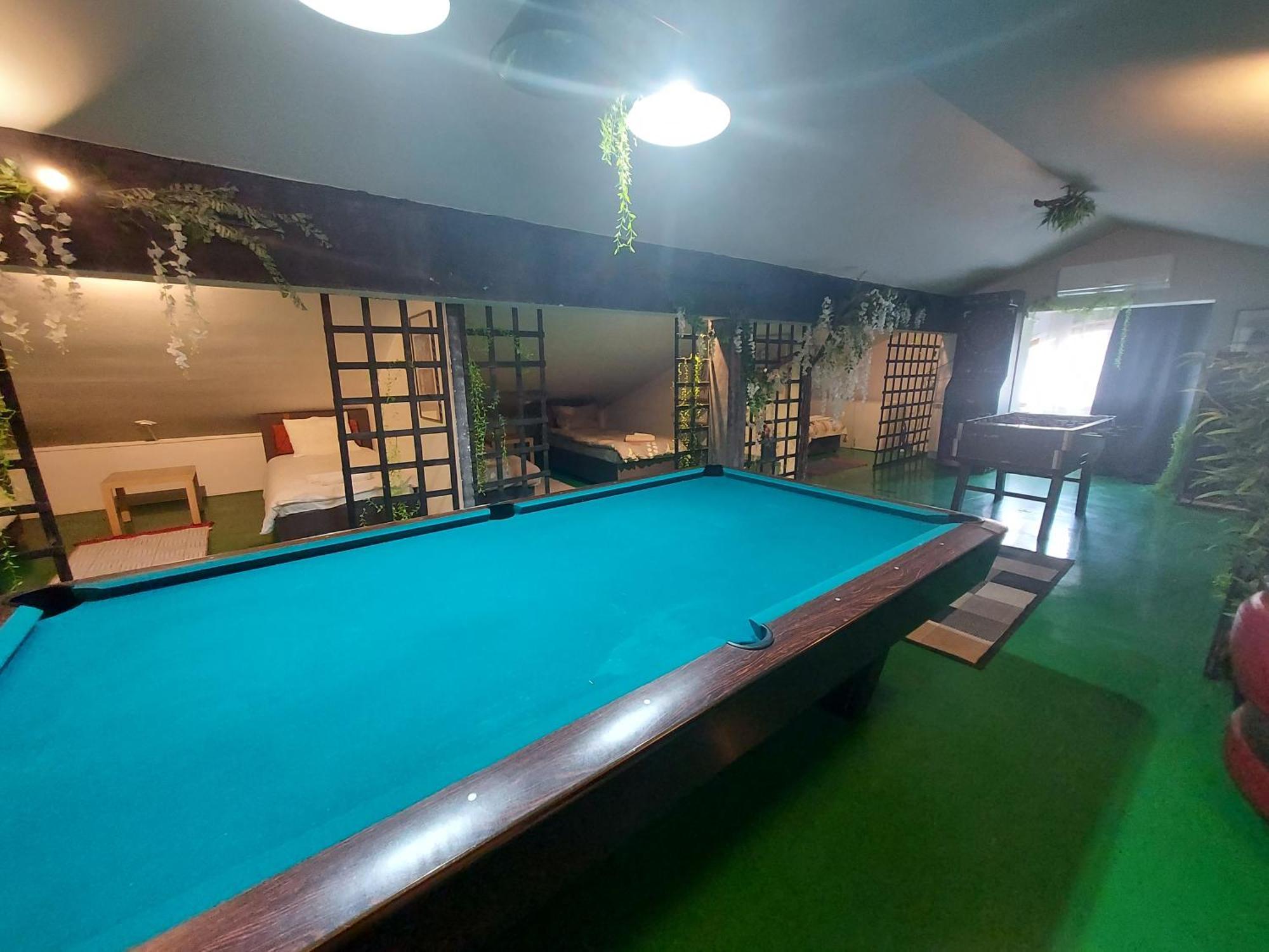 Red Clay Apartments City Club Belgrado Esterno foto