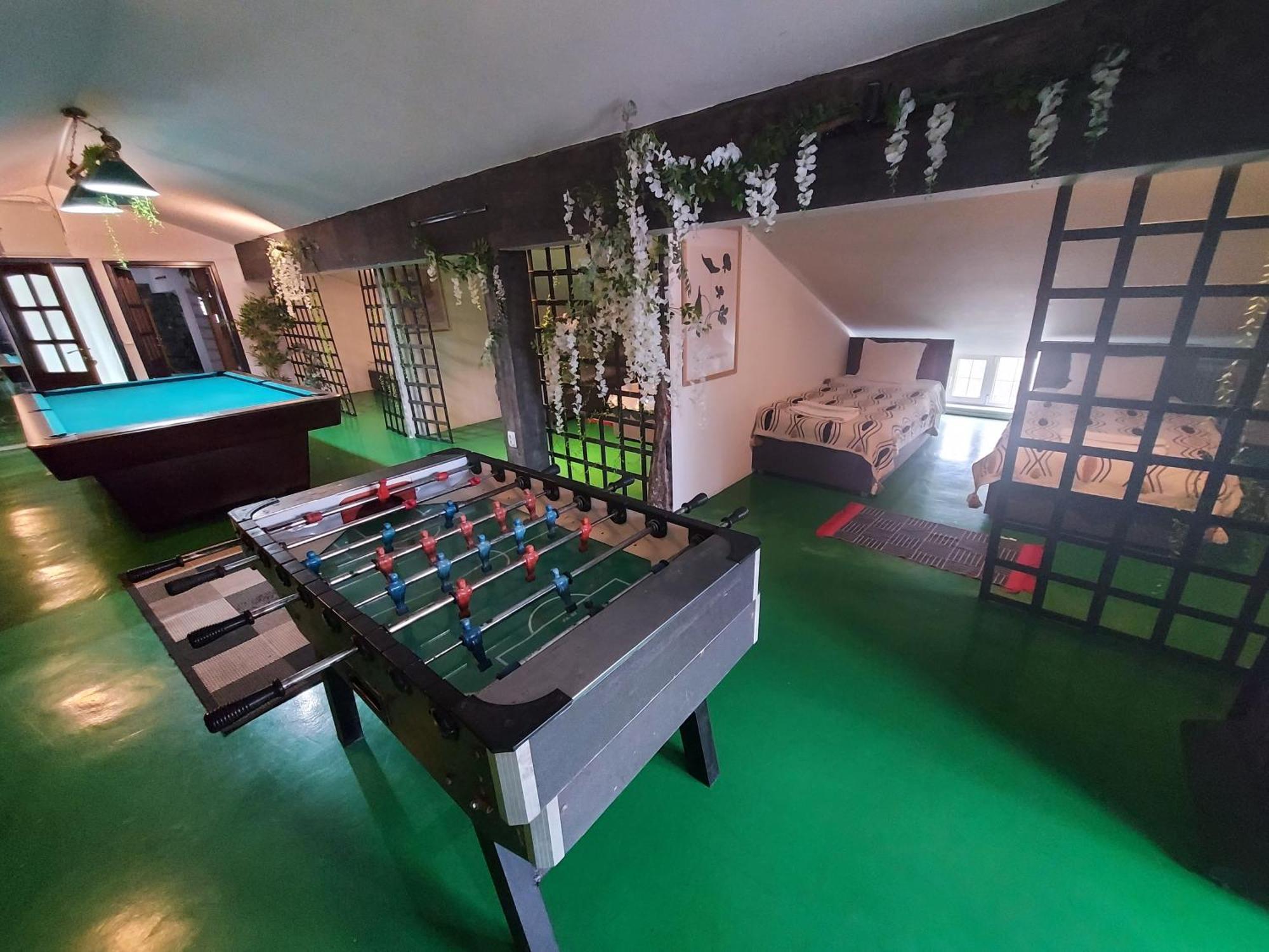Red Clay Apartments City Club Belgrado Esterno foto