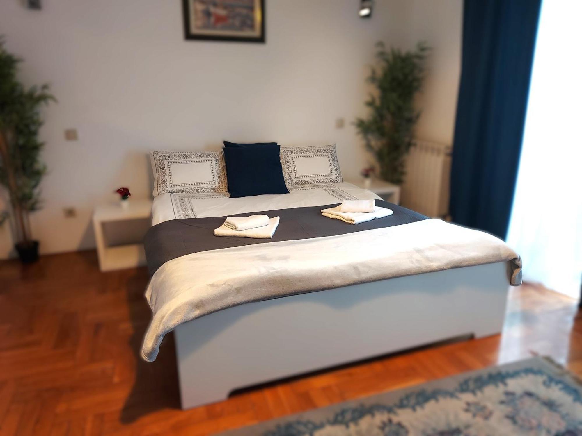 Red Clay Apartments City Club Belgrado Esterno foto